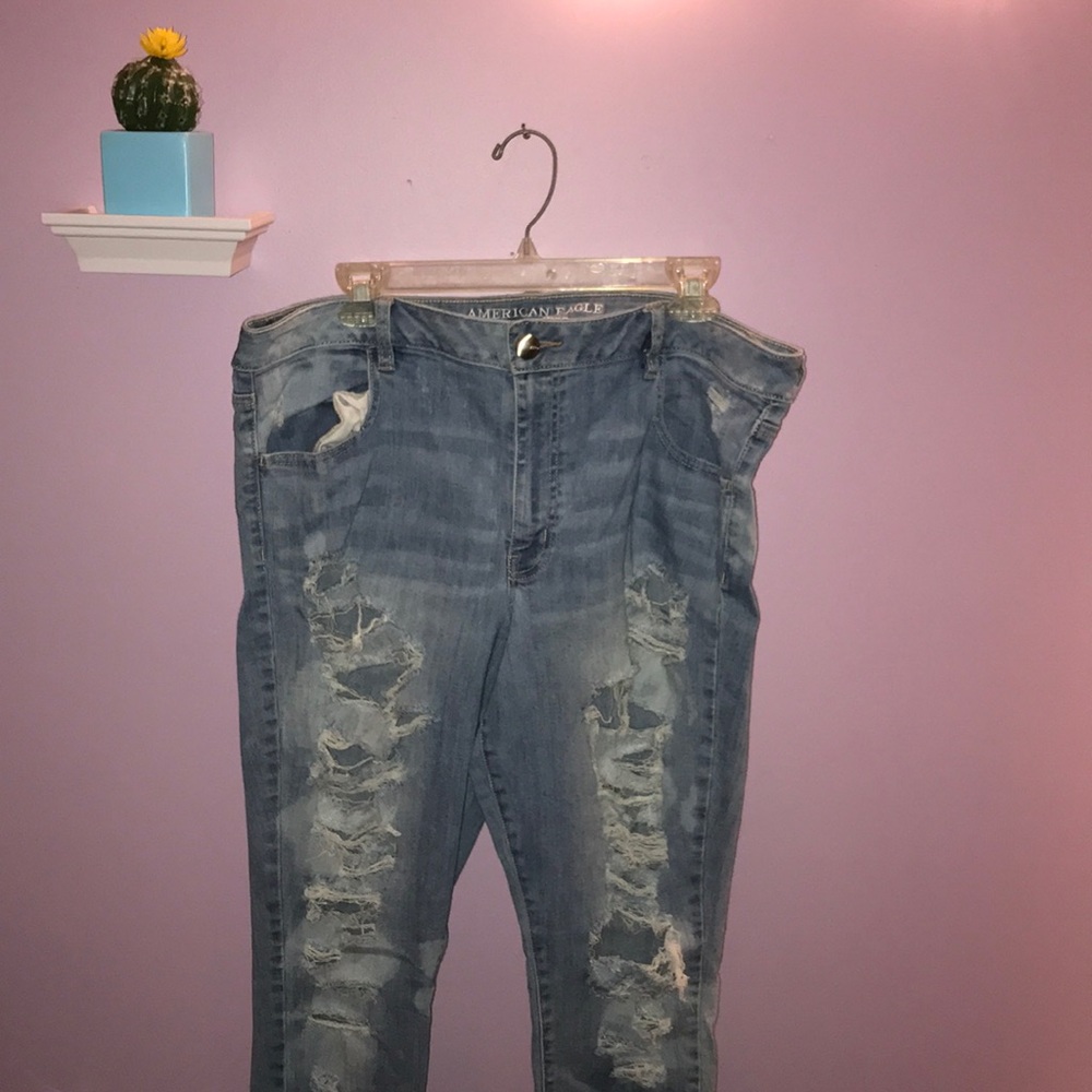 American eagle overly distressed jeans